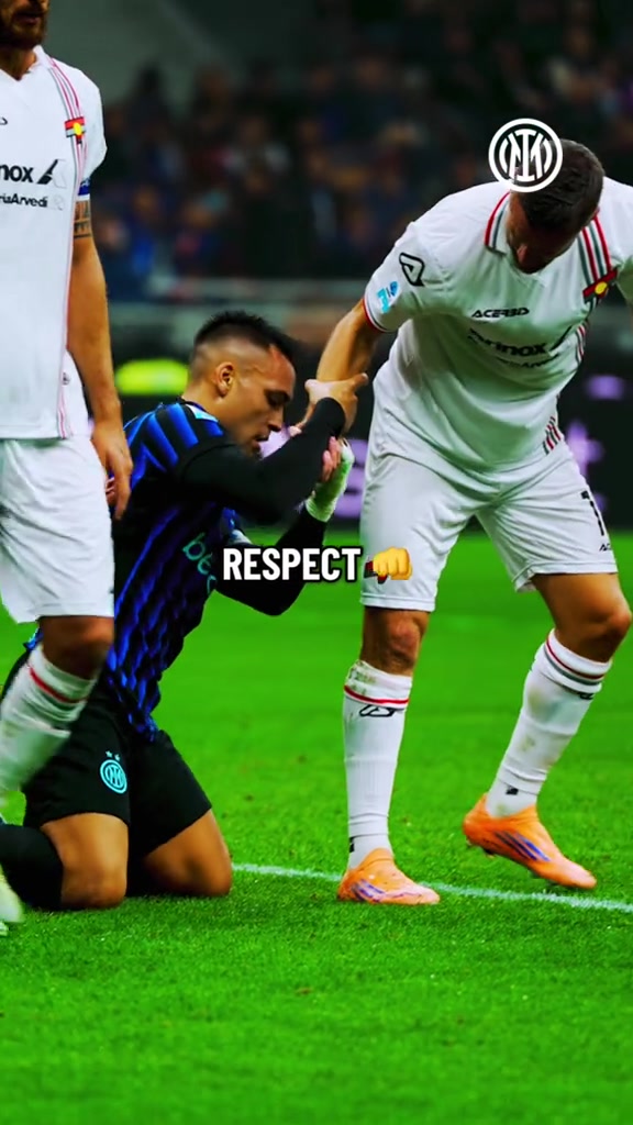  硬漢國米官推致敬當英超傳奇拉起藍黑傳奇